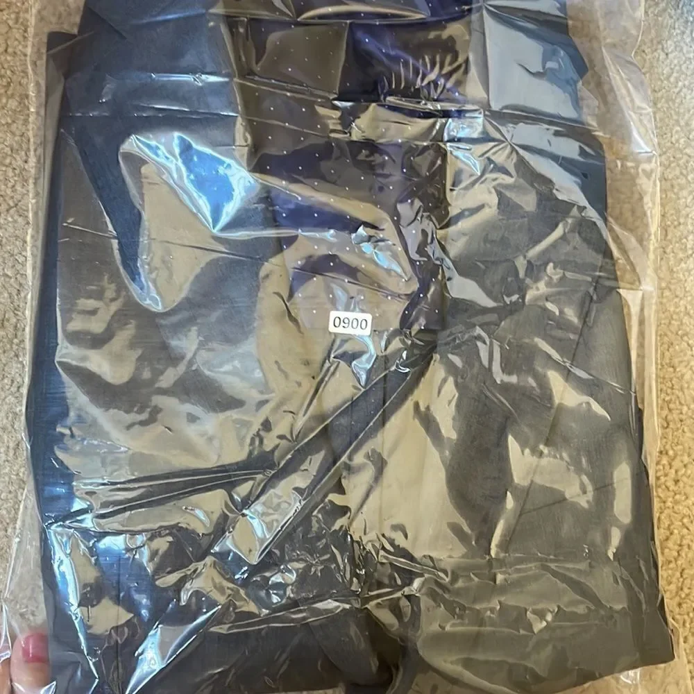 ALTON LANE Tailored Fit Suit Gray Size 40R NWOT